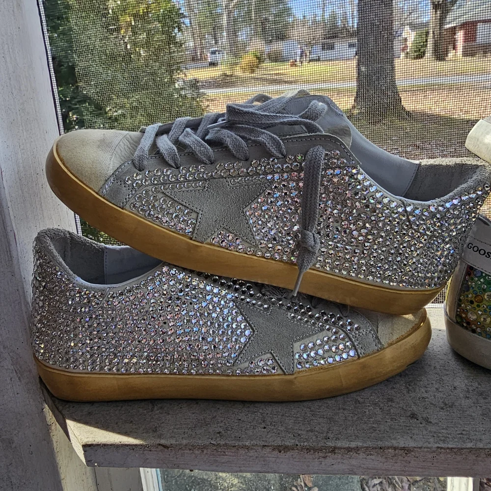 Women's Glitter Sneakers - Picture 3 of 4